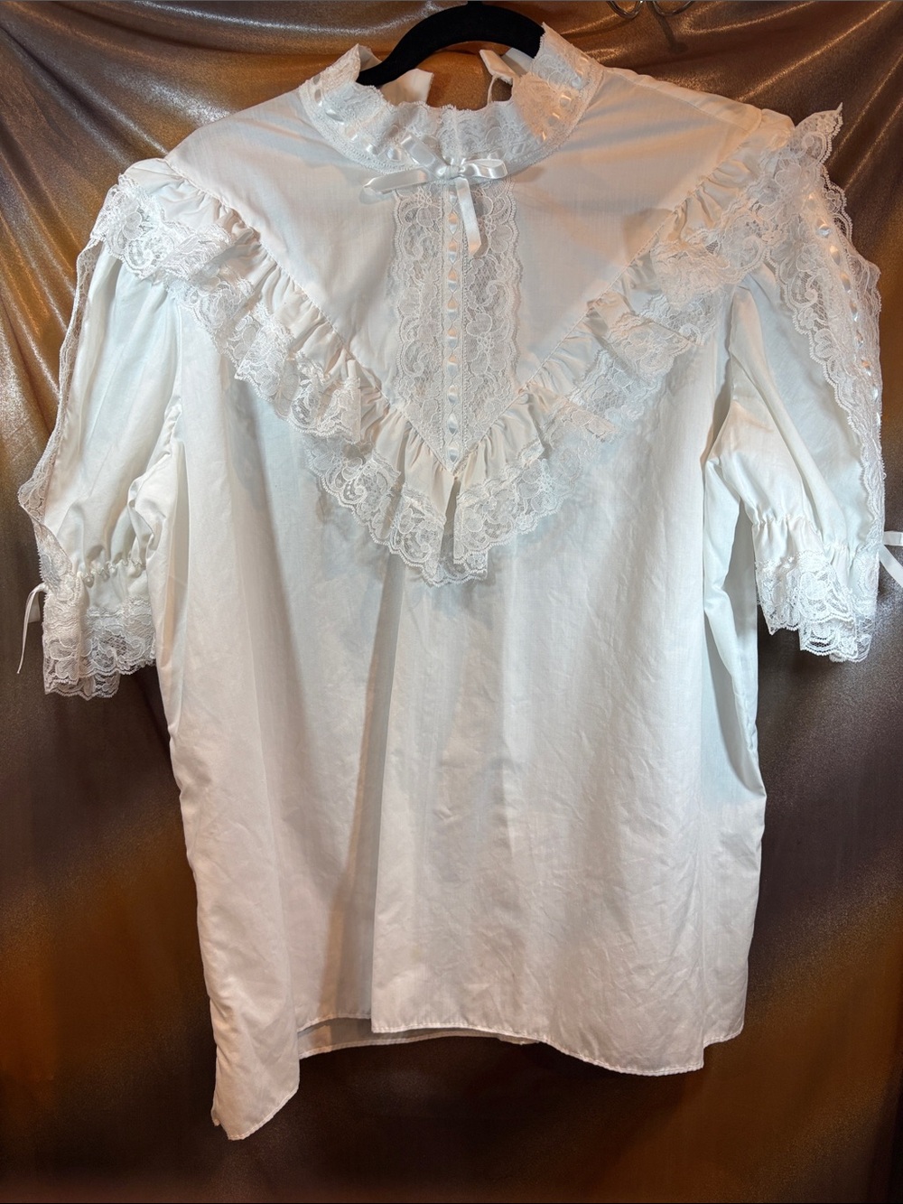 80’s square dancing White Lace Ruffle Women's‎ Top. XL 222